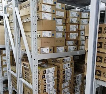 Standardized warehousing system